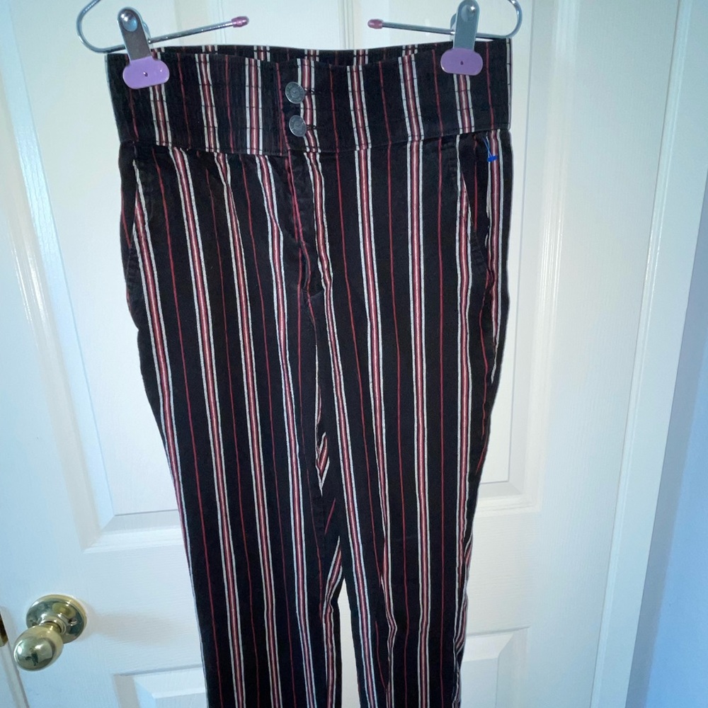 Capri pants